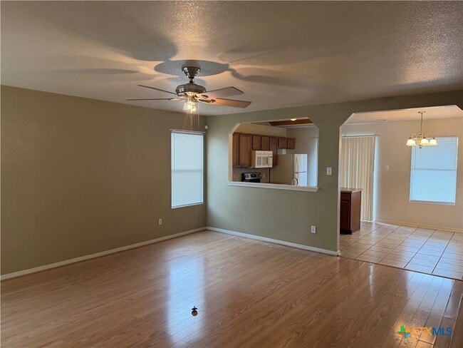 Photo - 2300 Maedell Dr