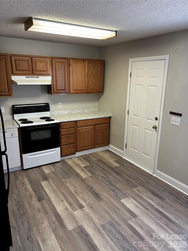 Photo - 5904 E North Carolina 150 Hwy