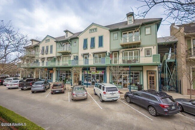 Photo - 116 Rue Promenade Unit 2