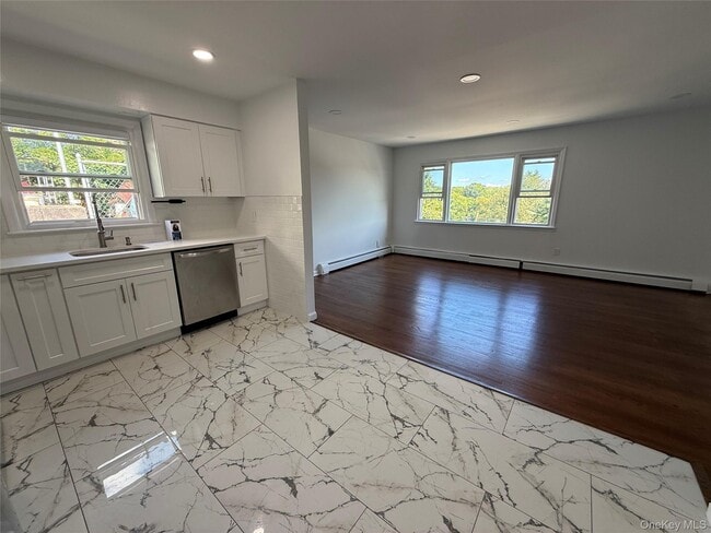 Photo - 85 Halley St Unit 3 (top)