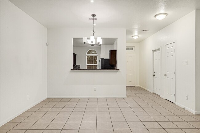 Photo - 8843 Leclaire Meadow Dr