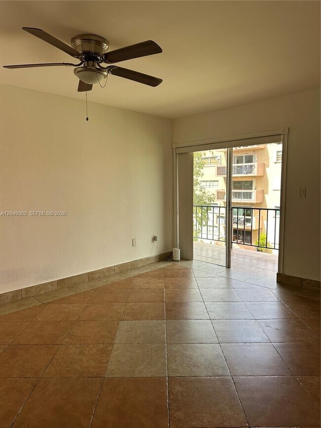 399 NW 72nd Ave Unit 310