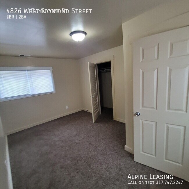 Photo - 4826 W Raymond St