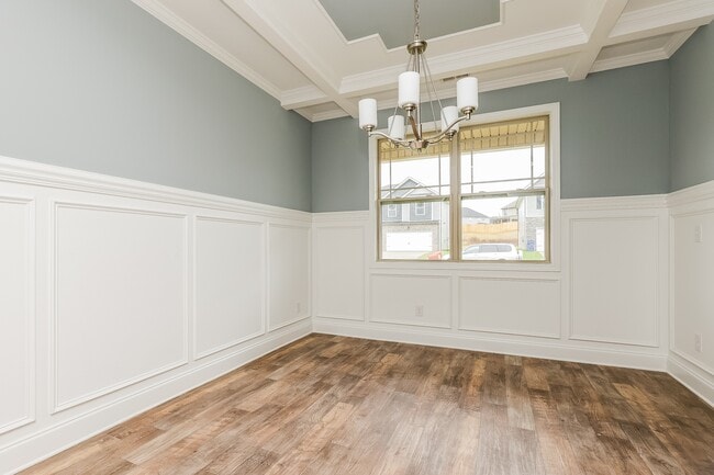Photo - 1180 Black Oak Cir