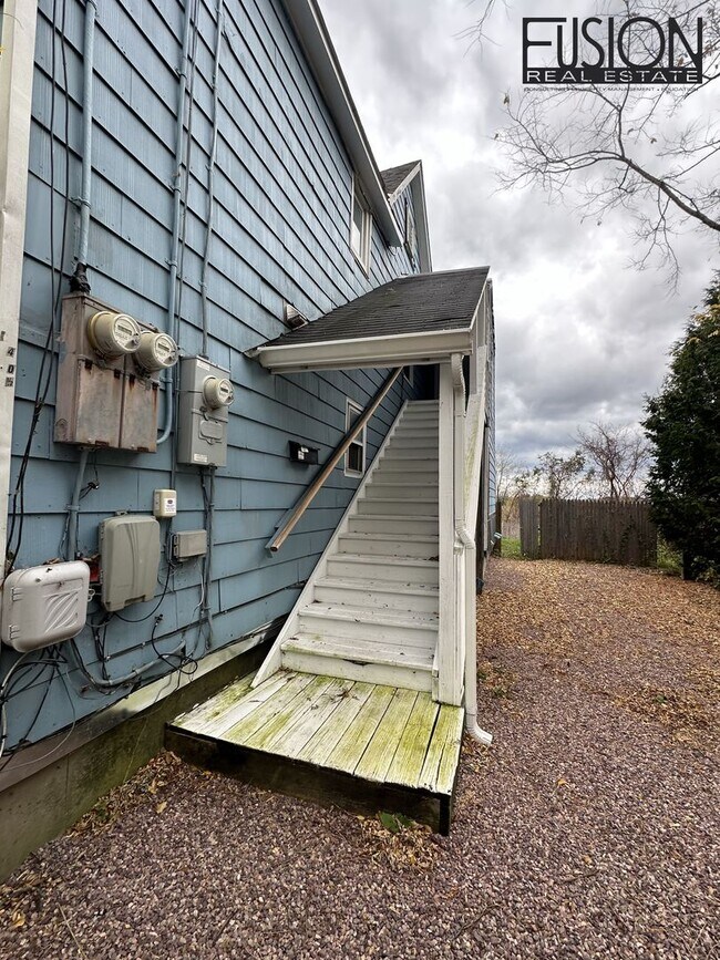 Photo - 340 Manhattan Dr Unit 1/2