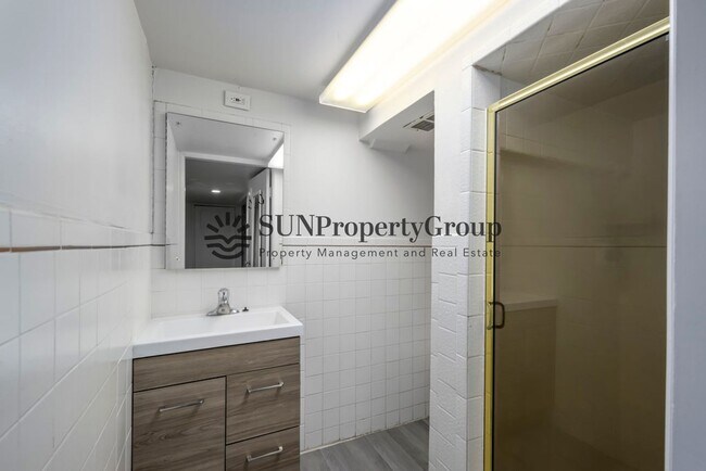 3130 S 8560 W Unidad Downstairs