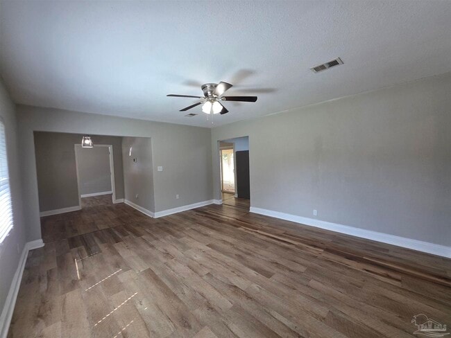 Photo - 109 Reed Rd