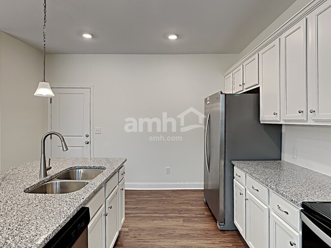 Photo - 122 Ashton Pk Dr