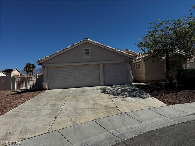 Photo - 1404 Laughing Larkspur Ave