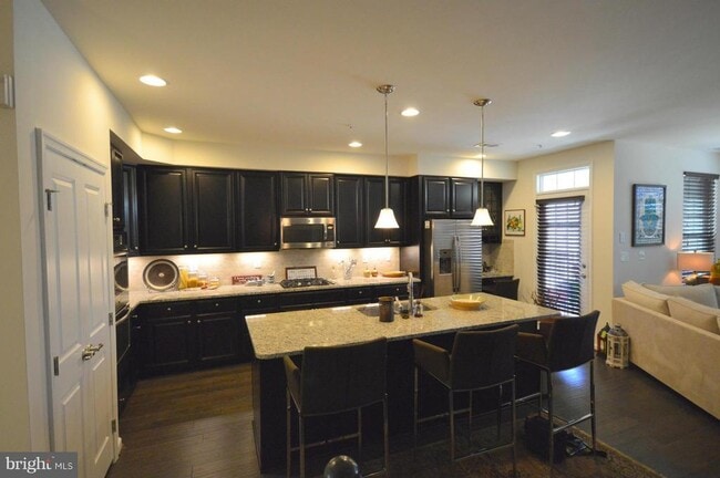 Photo - 8017 Greenbelt Station Pkwy