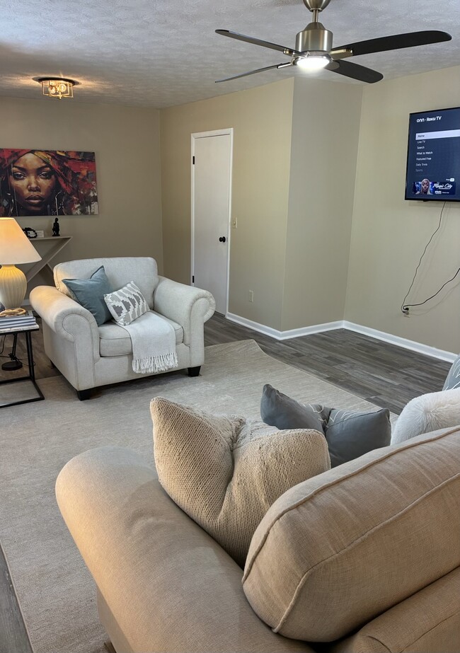 Photo - 410 Etowah Ave