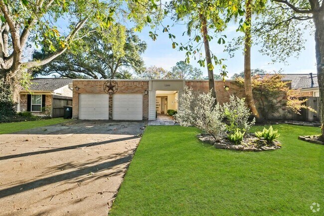 Building Photo - 12848 Westleigh Dr Rental