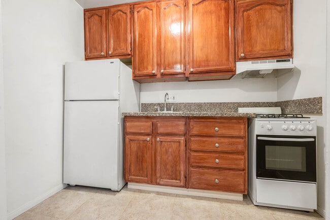 Photo - Beverly Boulevard