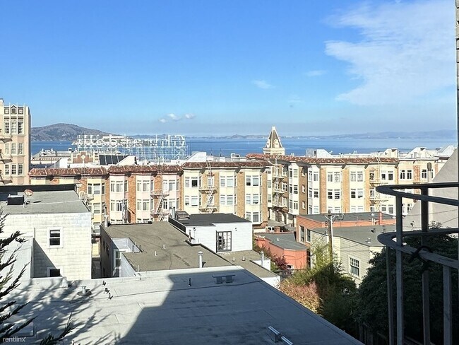 Photo - 1080 Francisco St Unit 32