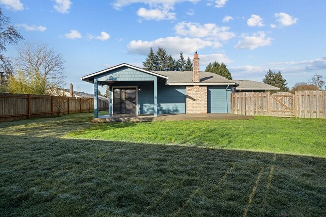 Photo - Ranch-Style 3 Bed / 2 Bath Single-Level Home in Hillsboro