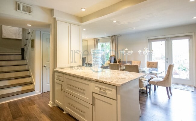 Photo - Elegant, updated Pleasant Valley townhome in the heart of WLR