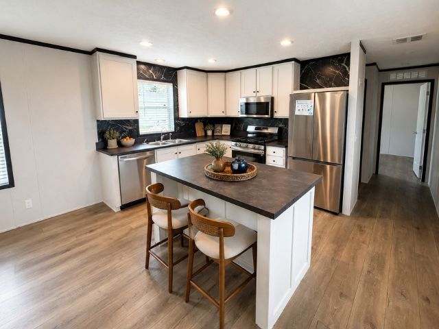 Building Photo - 1116 Colonial Trail W