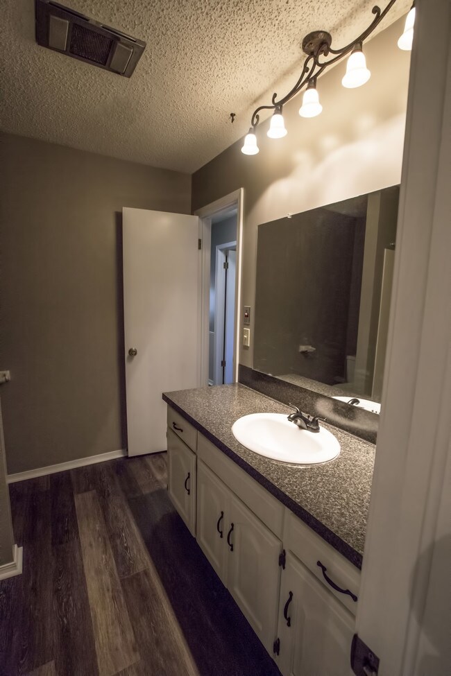 Photo - 4025 Sheridan Rd Unidad D