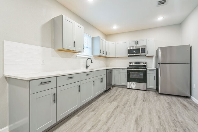 Photo - Woodlawn Homes