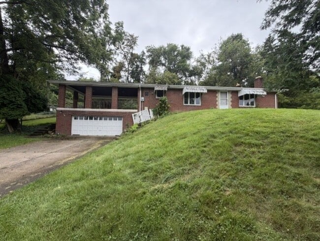 Building Photo - 123 Hidden Valley Rd