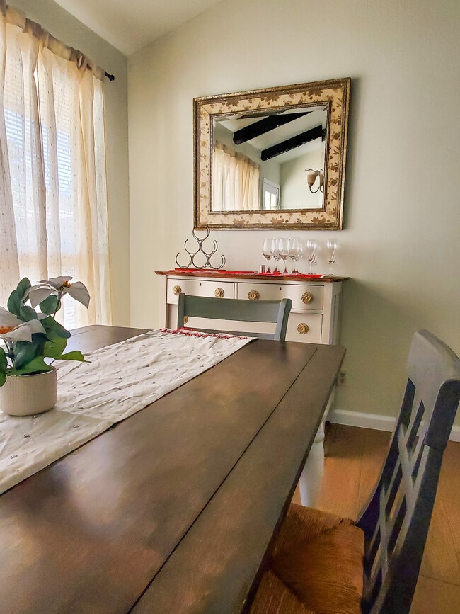 Photo - 2149 Lotus Blossom St