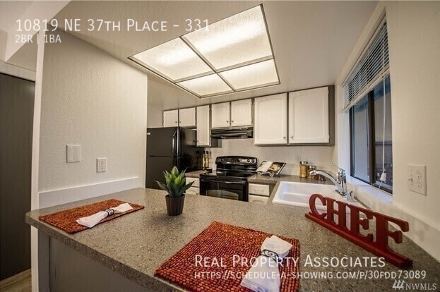 Photo - 10819 NE 37th Pl