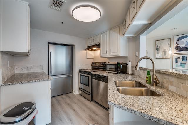 Photo - 3033 San Jacinto St Unit 323