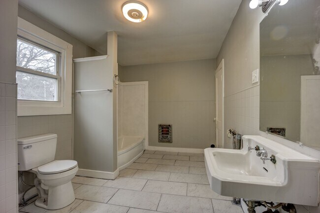 Photo - SF-025-800 South 19th Street House Unit House @ 800 South 19th Street