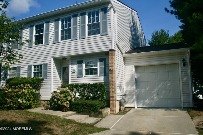 Photo - 16 Apple Dr Condo