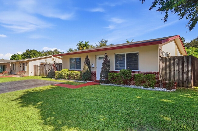 Building Photo - 2908 NW 48th St