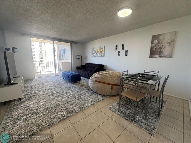 Photo - 2000 S Ocean Blvd Unidad 5P