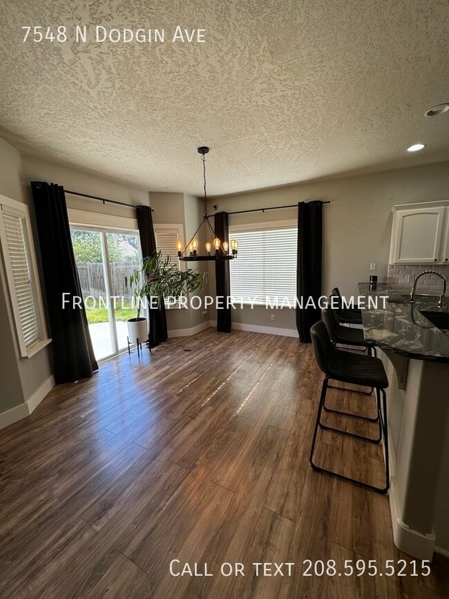 Photo - 7548 N Dodgin Ave