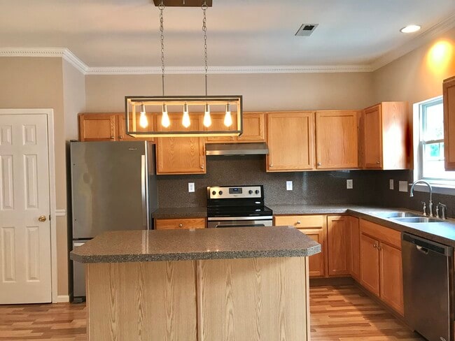 Photo - 18651 Shawnee Ridge Rd