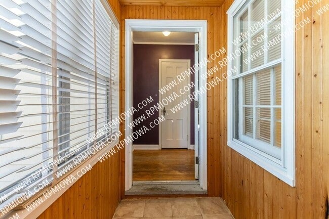 Photo - 1626 Northwest Dr