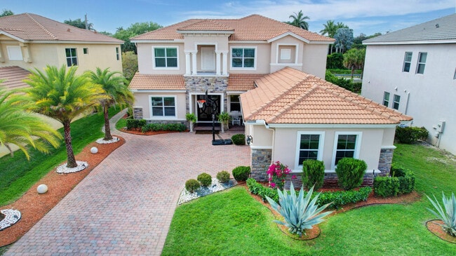8952 Cypress Grove Ln