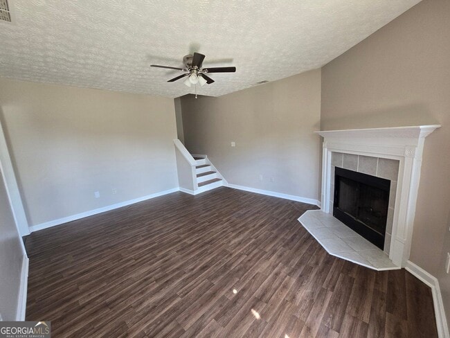 585 Forest Hill Path