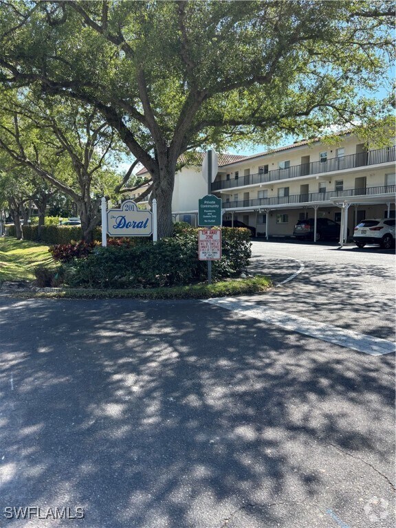 Building Photo - 201 Quail Forest Blvd Unit 110 Rental