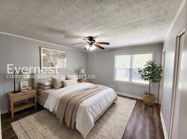 Photo - 3 Bed/2 Bath Home with Garage / Pet-Friendly / Coming Soon!