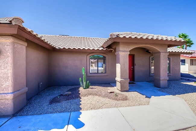 Photo - Beautiful 3-bedroom, 2-bath home in Yuma E...