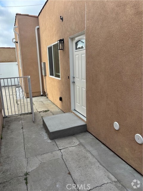 Building Photo - 2511 W 77th St Rental