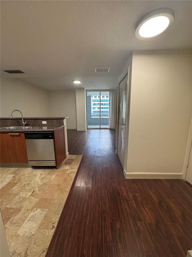 Photo - 170 SE 14th St Condo Unit 1206