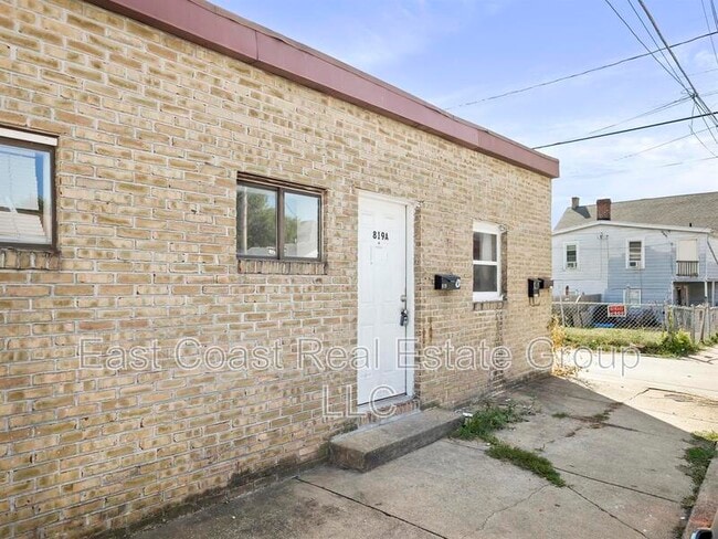 Photo - 819 Dale St Unit 819A Dale St