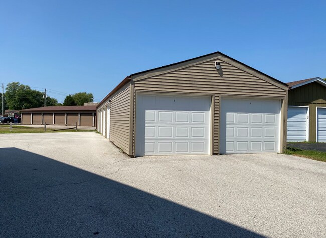 Photo - 2 Bedroom/1 Bath Apartment For Rent Unit Apartment 2