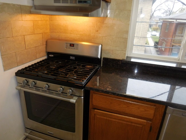 Building Photo - 1522 N Harlem Ave Unit 2N Rental