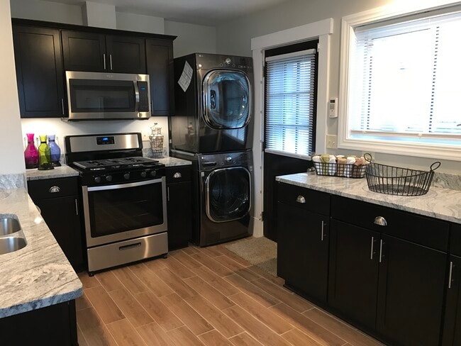 Photo - 1427 Grogan Ave