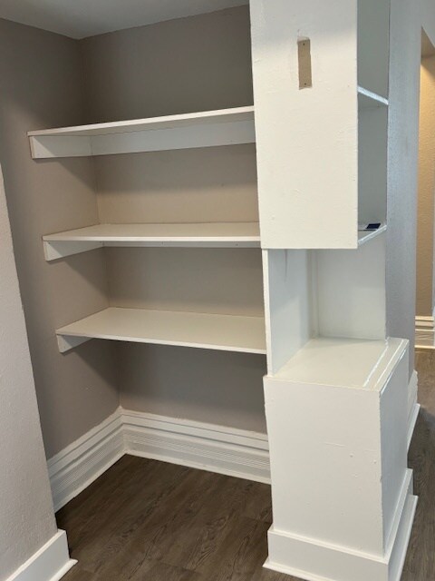 713 W Illinois St Unit 1