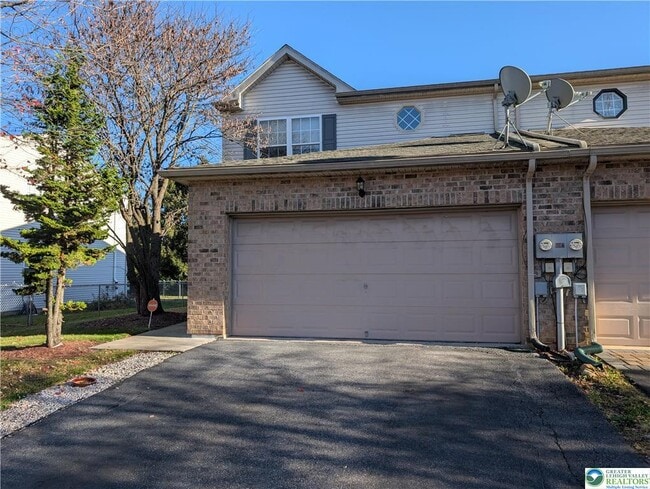 Photo - 2806 Sequoia Dr