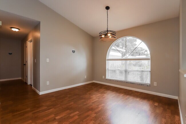 Photo - 1826 Citrus Orchard Way