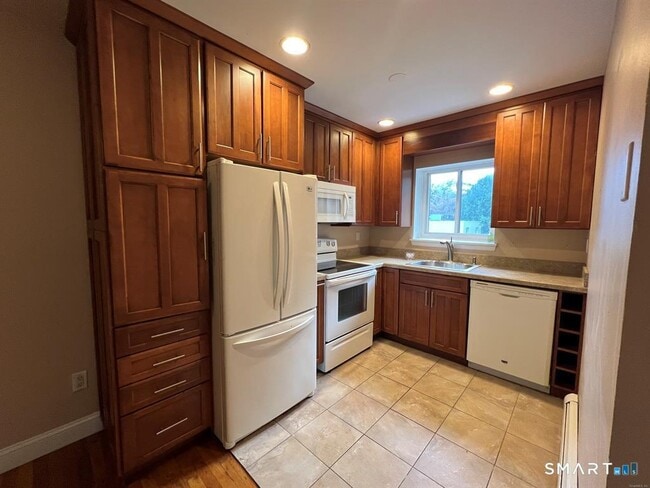 Photo - 900 Hope St Unit APT 8C