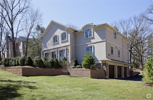 Building Photo - 40 Druid Hill Rd Rental